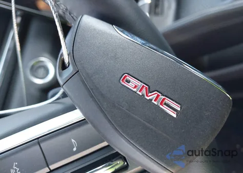 2026 GMC Terrain Fwd Elevation from USA, damaged, VIN 3GKALMEG6TL153096